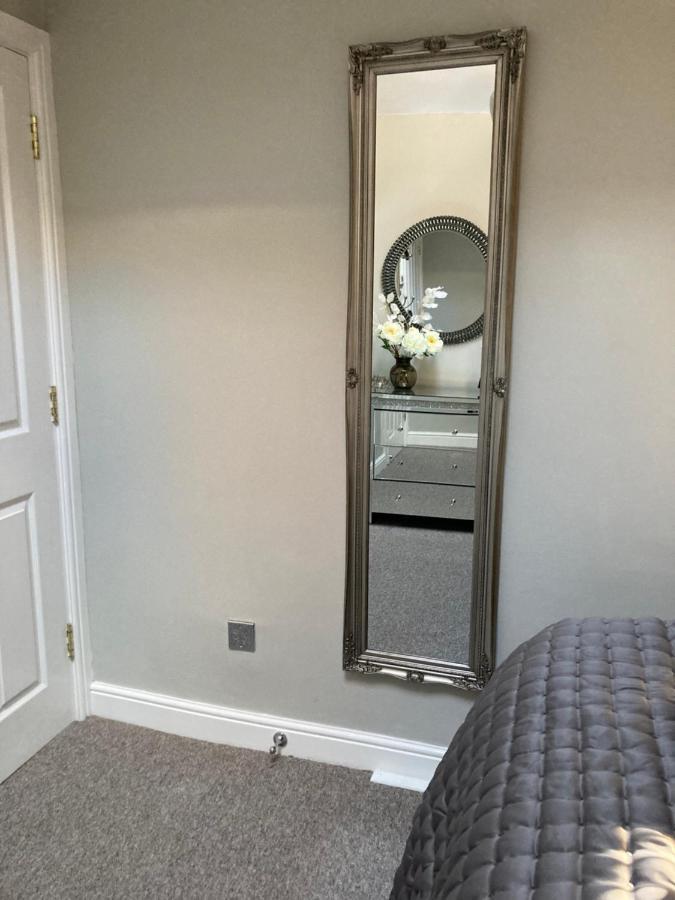 Rooftops - Bijou Sister To Assembly View - Free Parking Permit Provided